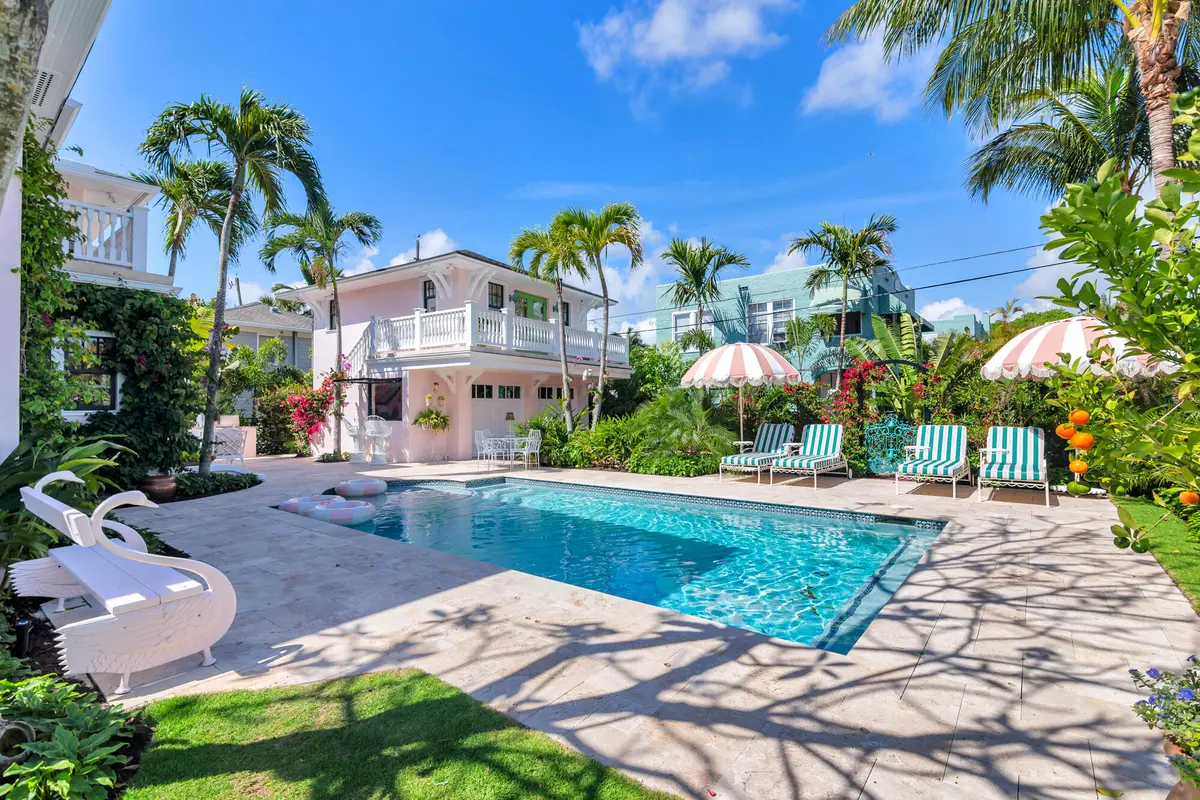 Pool at 3101 Washington Road, West Palm Beach
