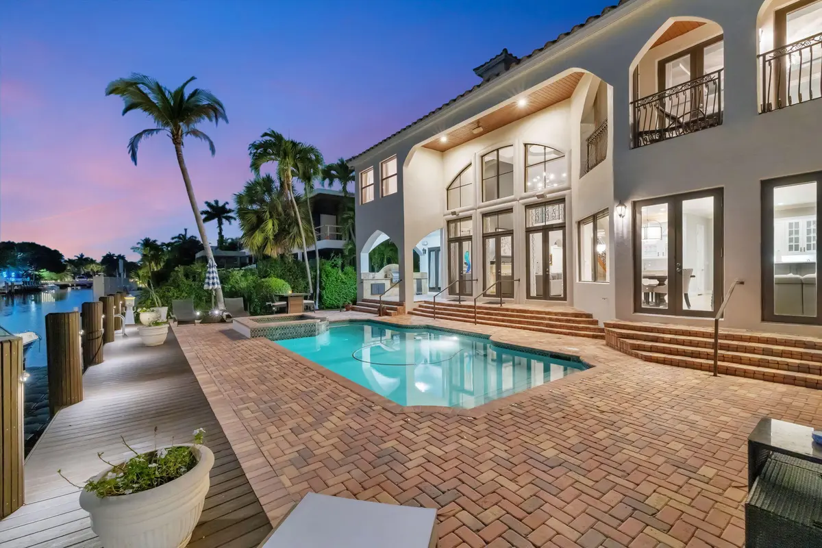 163-web-or-mls-699A2666 at 2406 Barcelona Drive, Fort Lauderdale