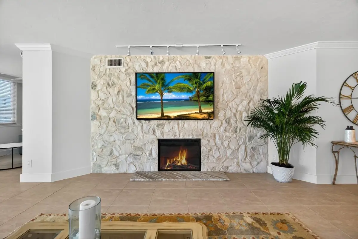 FIRE PLACE IN LR ELECTRIC at 5790 Jimmy Buffett Mem Highway, Vero Beach