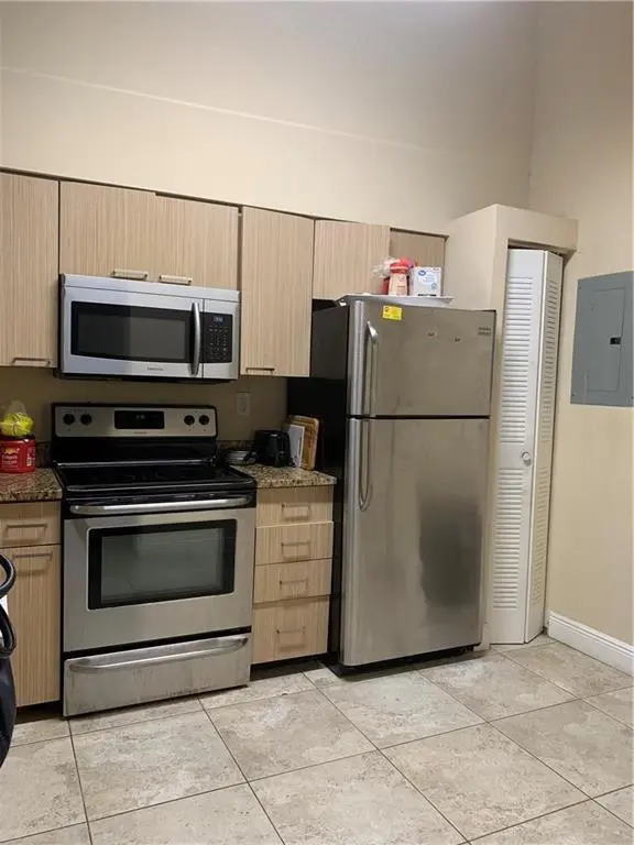 858 NW 92nd Avenue 858, Plantation, FL – photo 4