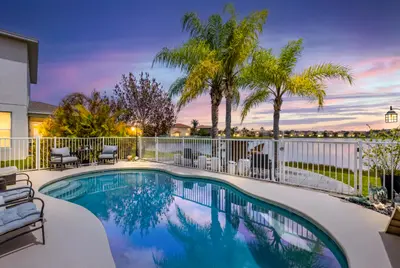 707 NW Leonardo Circle, Port St. Lucie – Single Family Residence for sale