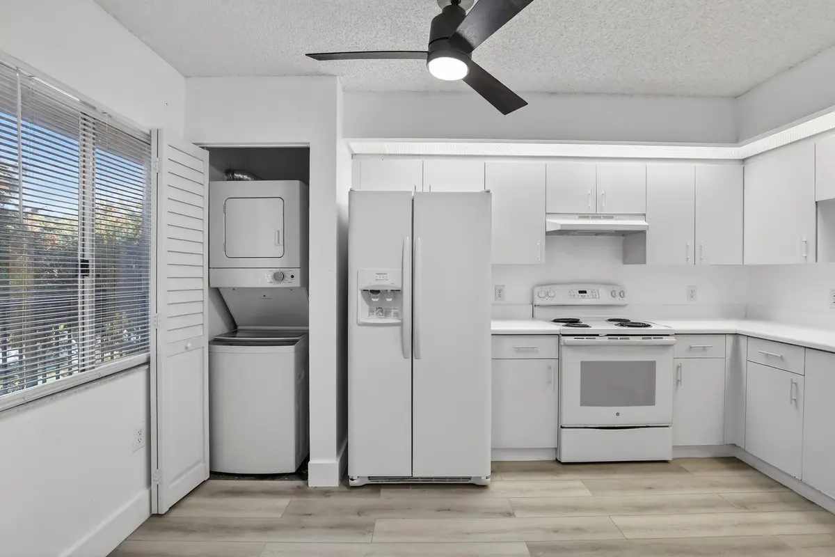 7-web-or-mls-_A7A7289 at 900 SW 142nd Avenue 305l, Pembroke Pines