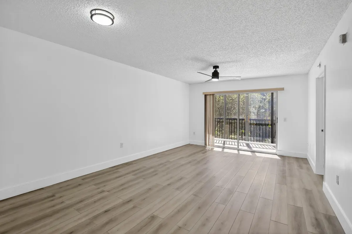 11-web-or-mls-_A7A7309 at 900 SW 142nd Avenue 305l, Pembroke Pines