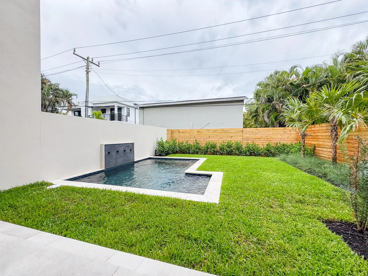 dua_april_8-20 at 1321 NE 14th Avenue 1321, Fort Lauderdale
