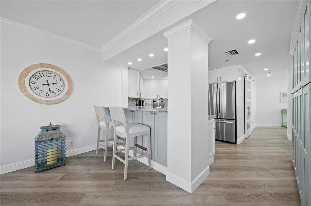 20231228191904213426000000-o at 3120 N Hwy A1a 1401, Hutchinson Island
