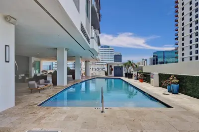 315 NE 3rd Avenue 1201, Fort Lauderdale – Condominium for sale