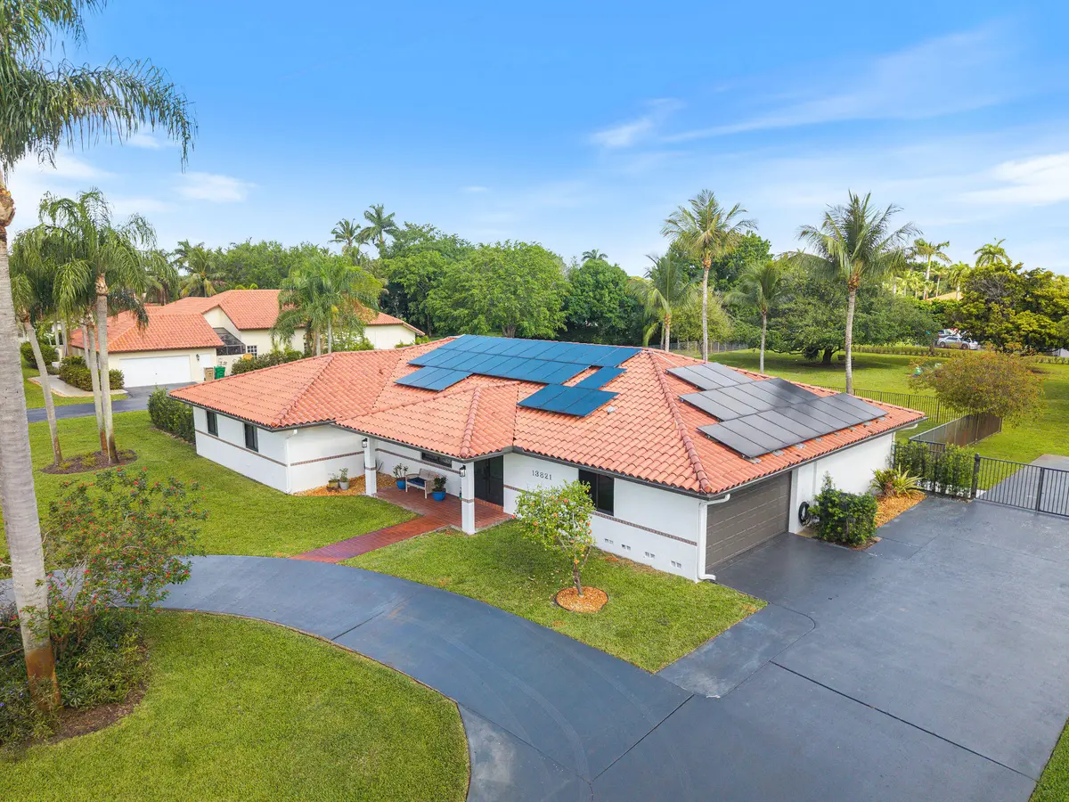 DJI_20260406101651_0266_D at 13821 Alexandria Court, Davie