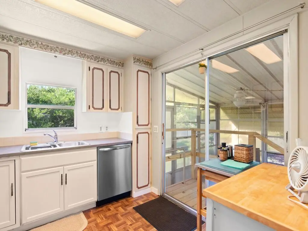 Resized011 at 521 NE Sapphire Way, Jensen Beach