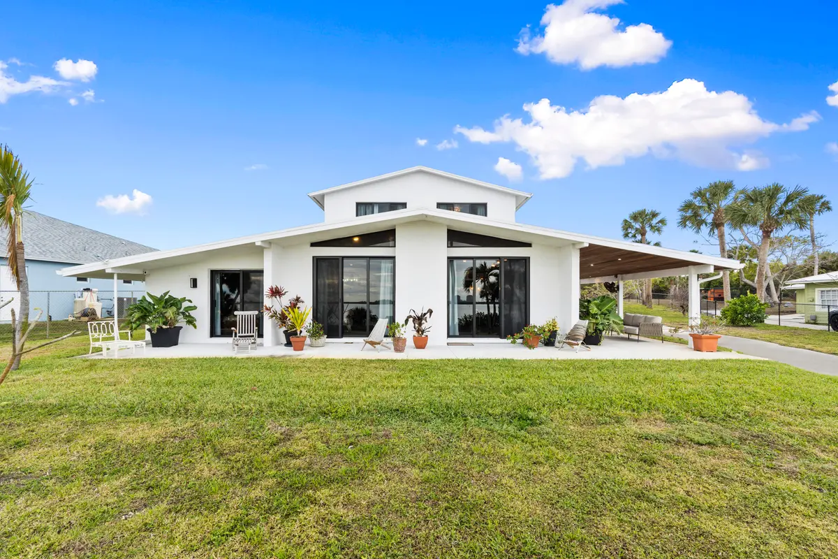 8309 S Indian River Drive, Fort Pierce, FL – photo 2