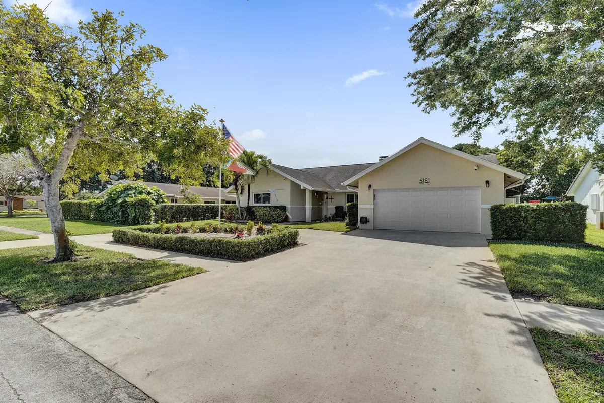 DSC04279 at 5181 SW 89th Terrace, Cooper City