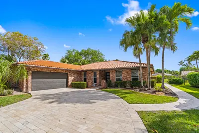 10027 Ramblewood Drive, Coral Springs – sold