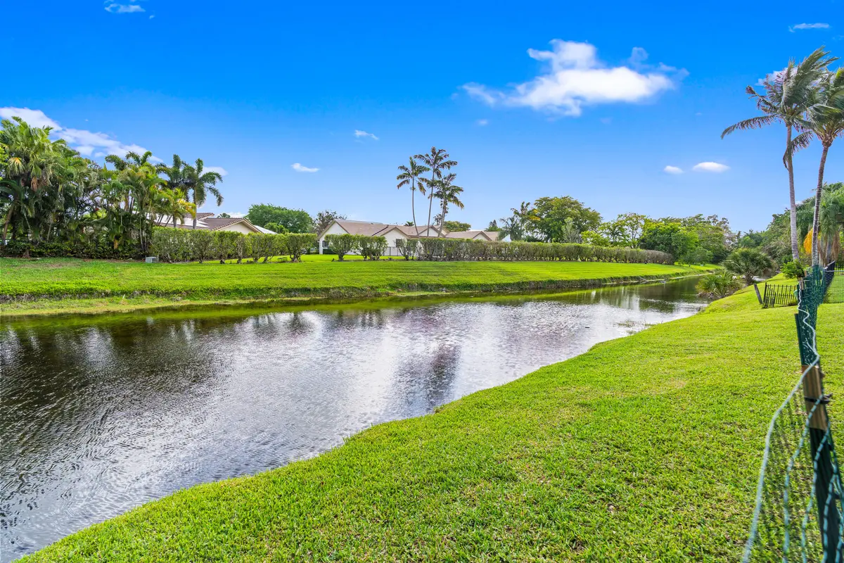 DSC04318 at 10027 Ramblewood Drive, Coral Springs