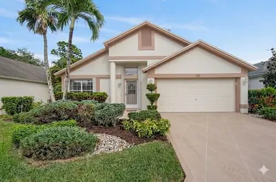 131 Hammocks Court, Greenacres – sold