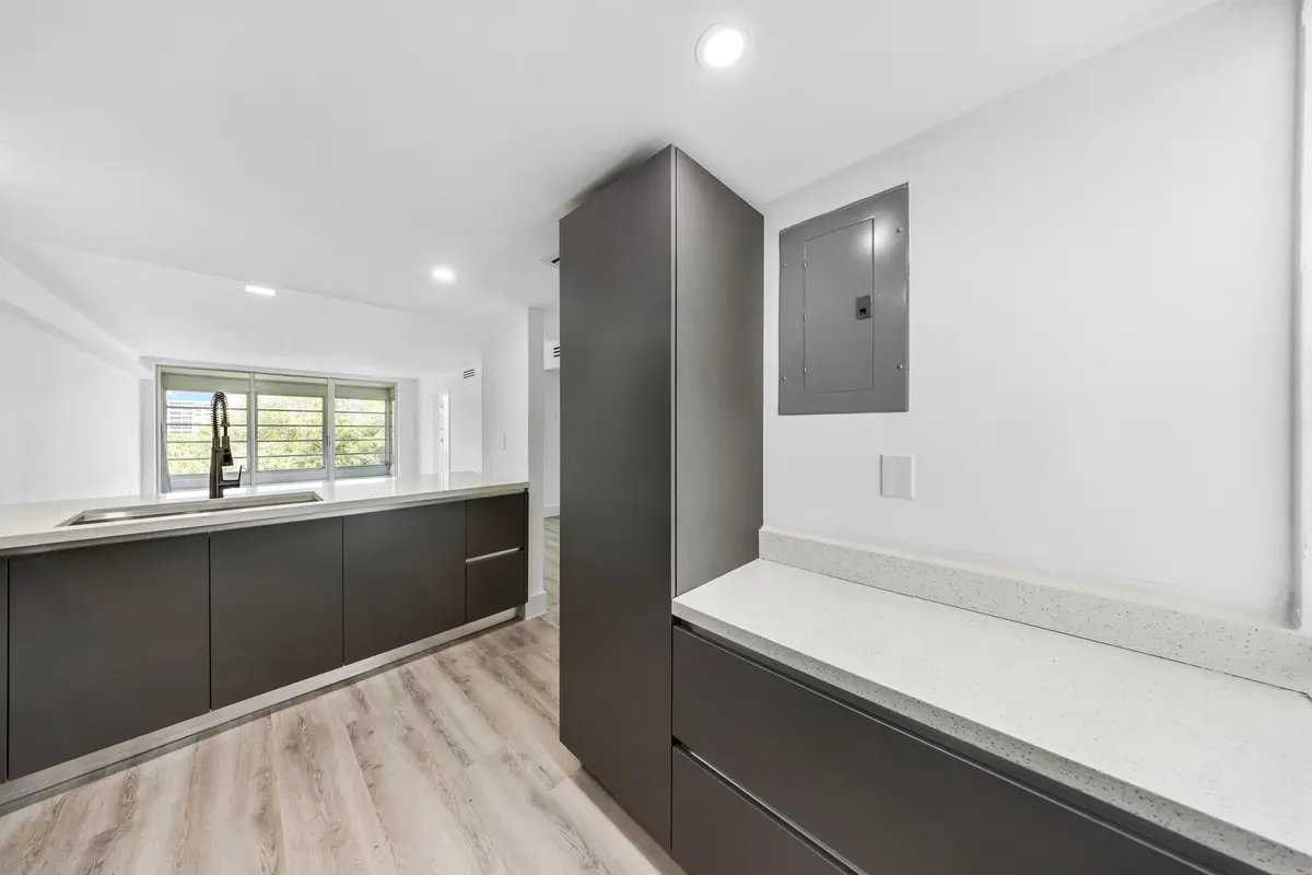 3151 S Palm Aire Dr-Pompano Beach, Unit at 3151 S Palm Aire Drive 407, Pompano Beach