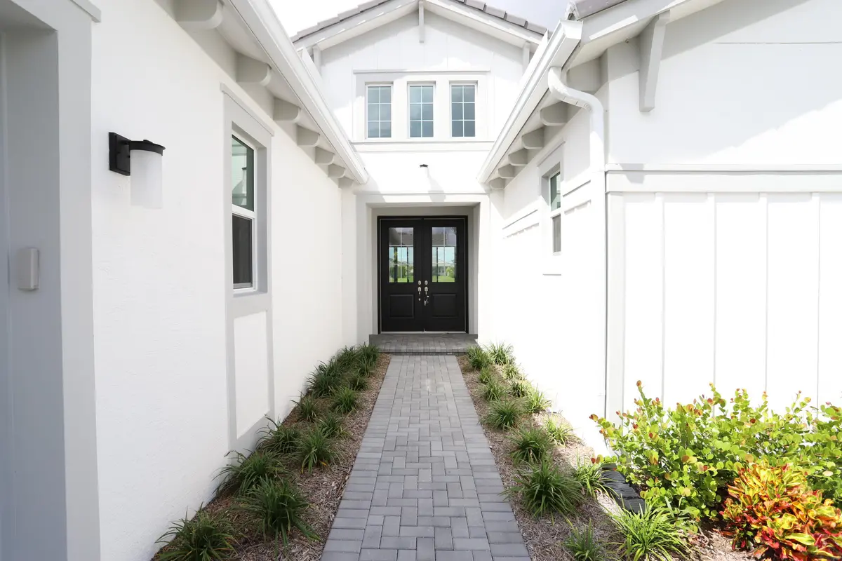 IMG_7143 at 15192 Wildwood Circle, Westlake