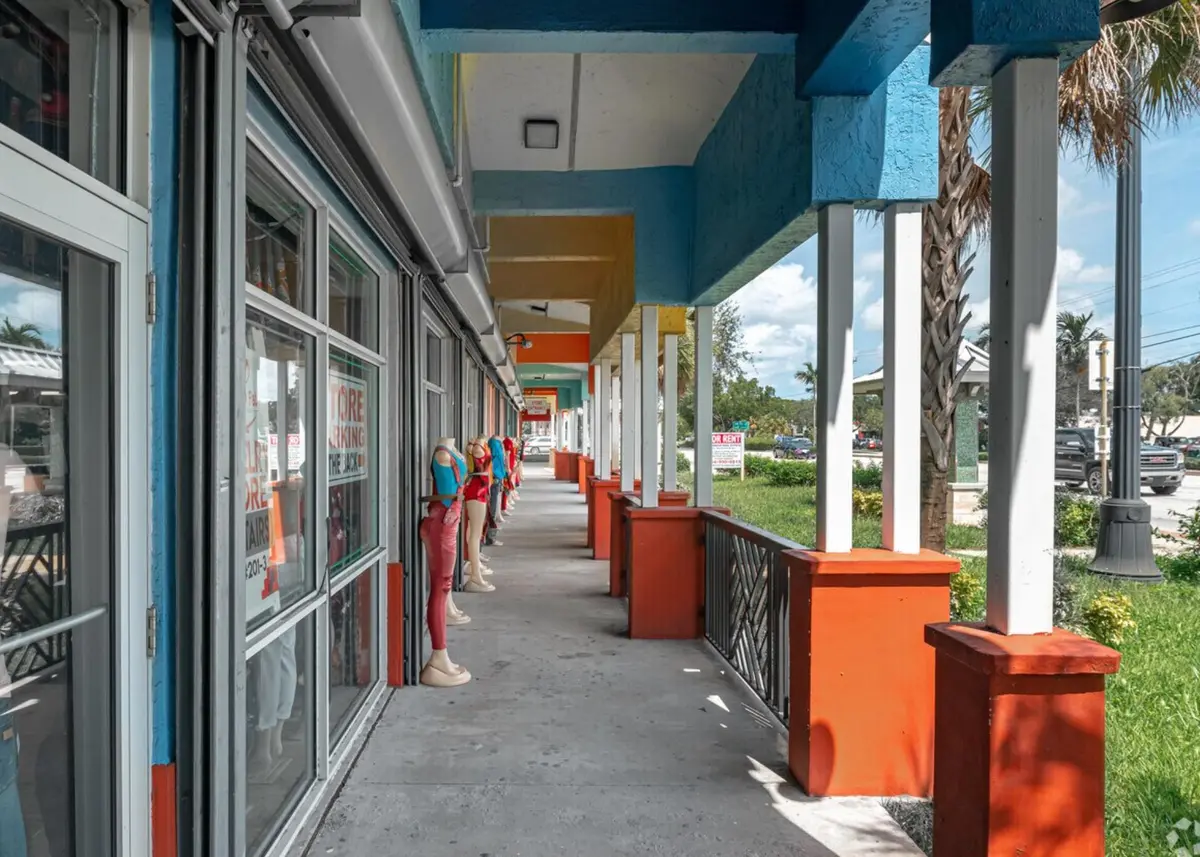 nicecapture-4-8-2026_at_17-37-46 at 2349 N State Road 7 201 A/b, Lauderhill
