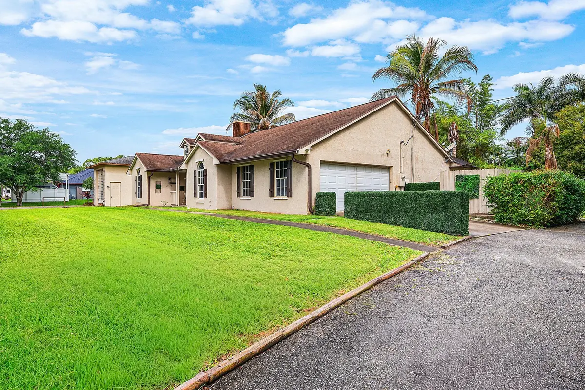 12325-89th-Place-West-Palm-Beach at 12325 89th Place, West Palm Beach