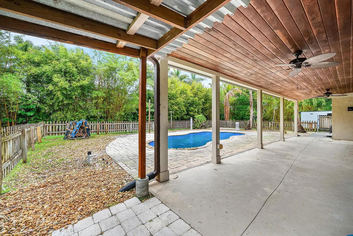 034-1232589thPlaceNorth-WestPalmBeach-FL at 12325 89th Place, West Palm Beach