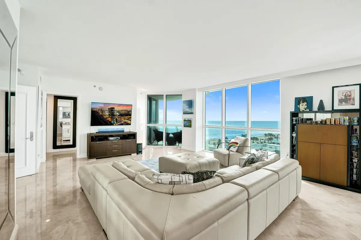 DSC02839 at 101 S Fort Lauderdale Beach Boulevard 1107, Fort Lauderdale