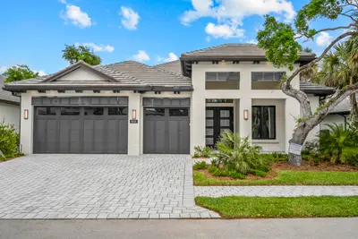 9160 Seaglass Court, Vero Beach – Single Family Residence for sale