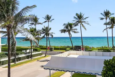 350 S Ocean Boulevard 206, Palm Beach – sold