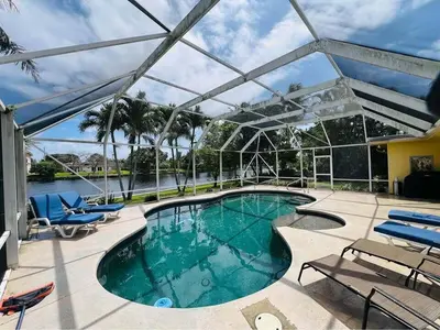 7834 Edgewater Drive, Lake Clarke Shores – Single Family Residence for rent