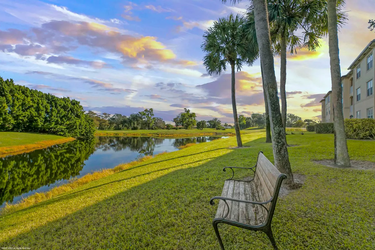 2040 Greenview Shore Blvd Apt 203 at 2040 Greenview Shores Boulevard 203, Wellington