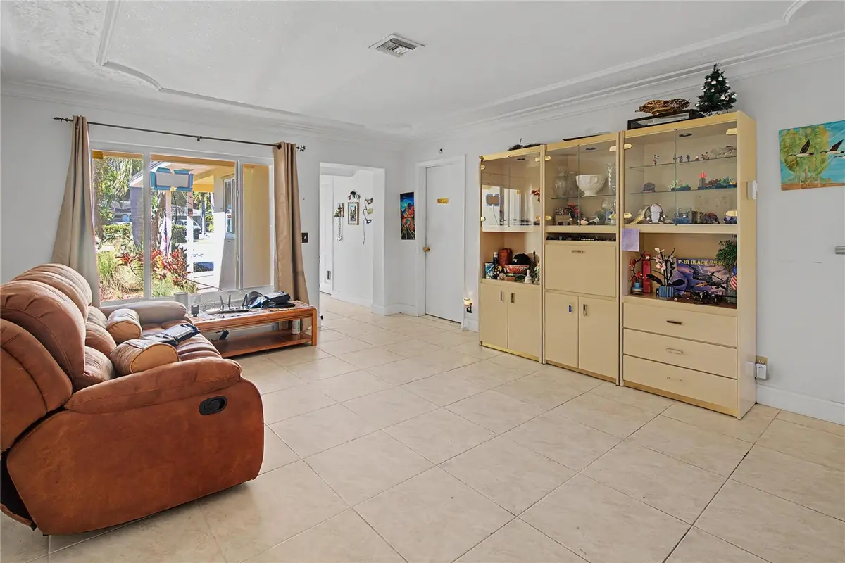 Photo 6 at 922 S Palmway, Lake Worth Beach