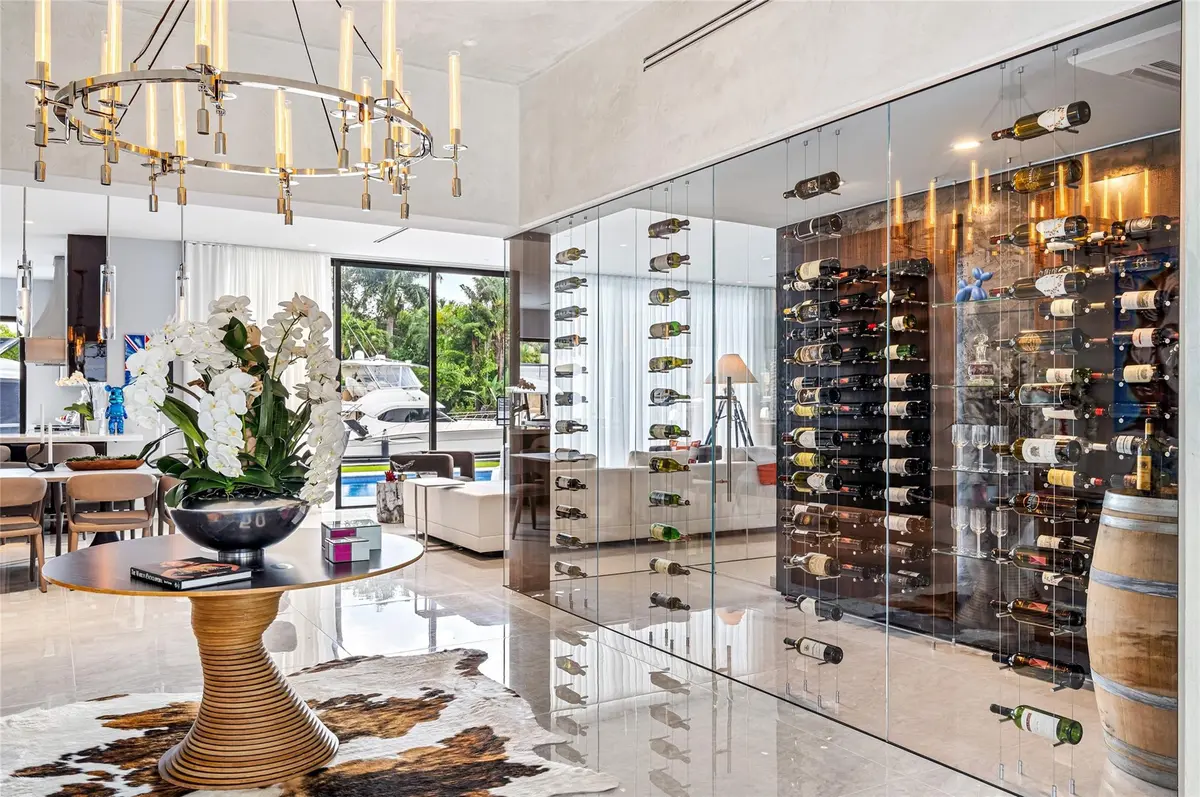 Photo 6 at 520 San Marco Drive, Fort Lauderdale