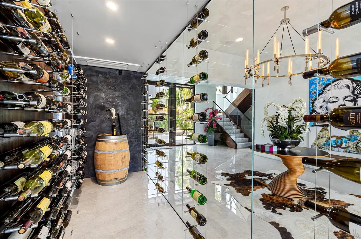 Photo 7 at 520 San Marco Drive, Fort Lauderdale
