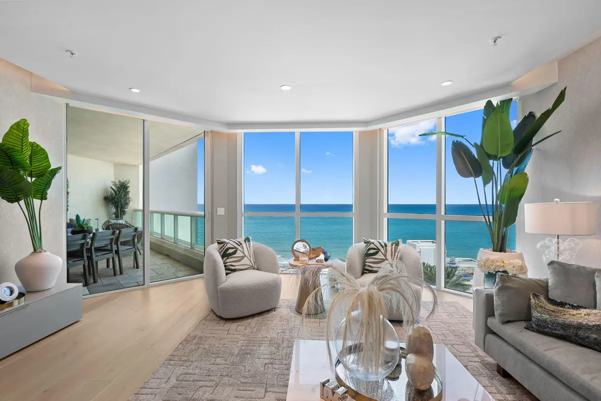 18-web-or-mls-A7R09634 copy at 101 S Fort Lauderdale Beach Boulevard 1404, Fort Lauderdale