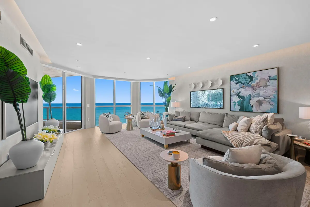 12-web-or-mls-A7R09617 copy at 101 S Fort Lauderdale Beach Boulevard 1404, Fort Lauderdale