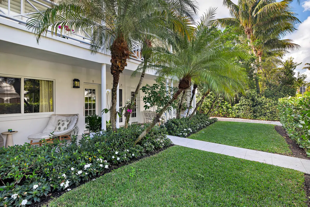 low-3 at 220 Atlantic Avenue 6, Palm Beach