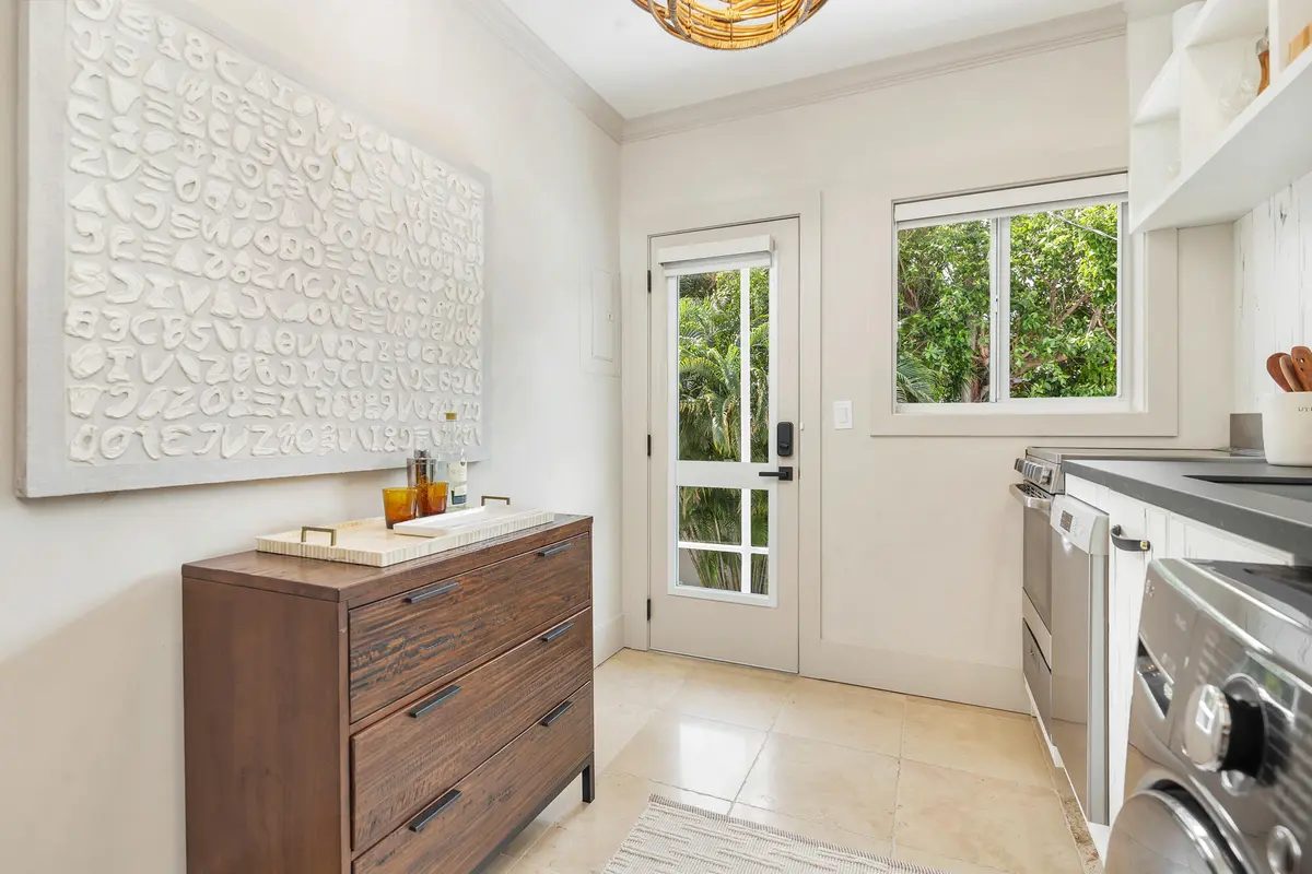 low-10 at 220 Atlantic Avenue 6, Palm Beach