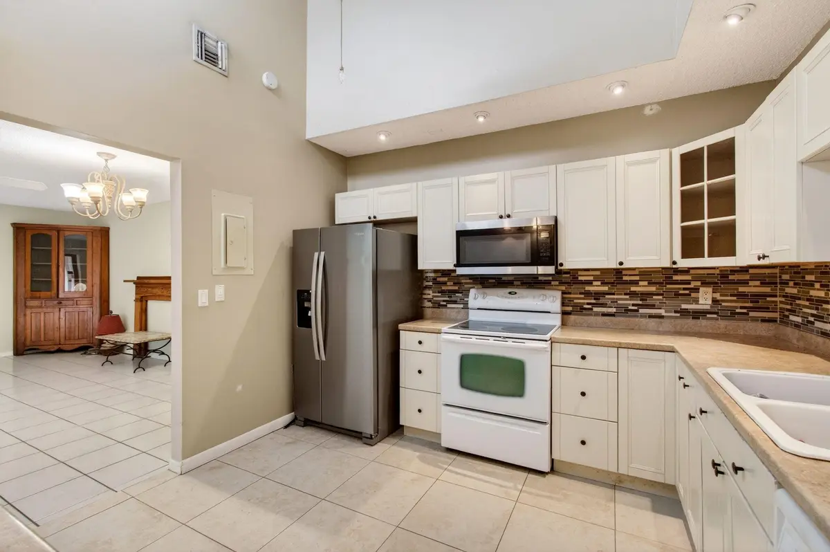 34-web-or-mls-DSC_4105 at 801 NW 30th Avenue C, Delray Beach