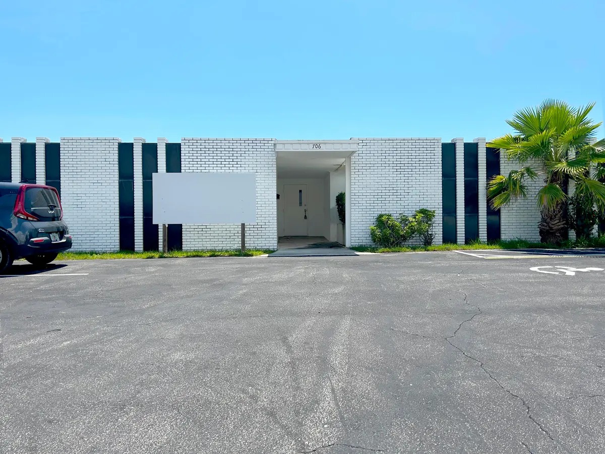 TREC_IMG-2779_A at 706 N 7th Street, Fort Pierce