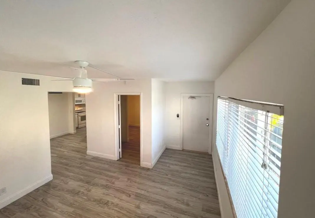 Photo 4 at 1060 Crystal Lake Drive 101, Deerfield Beach