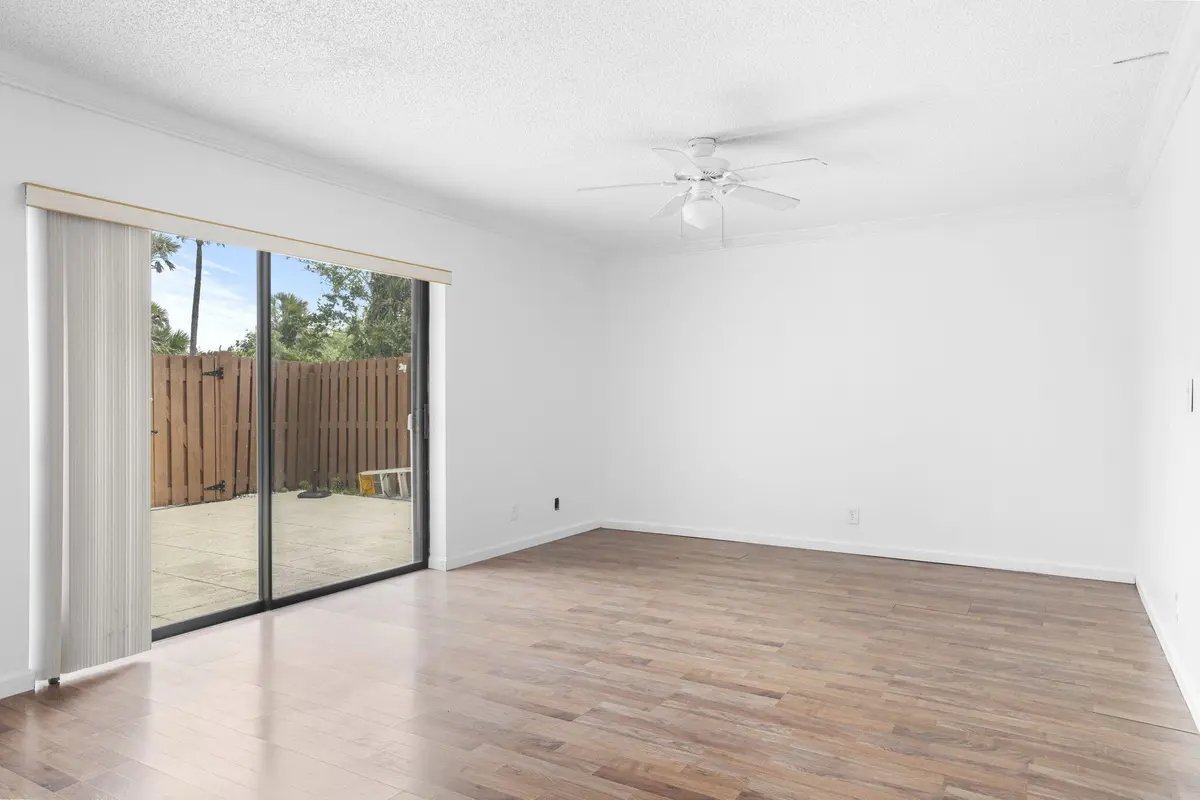 7-web-or-mls-3F2A3426 at 6158 SE Riverboat Drive, Stuart
