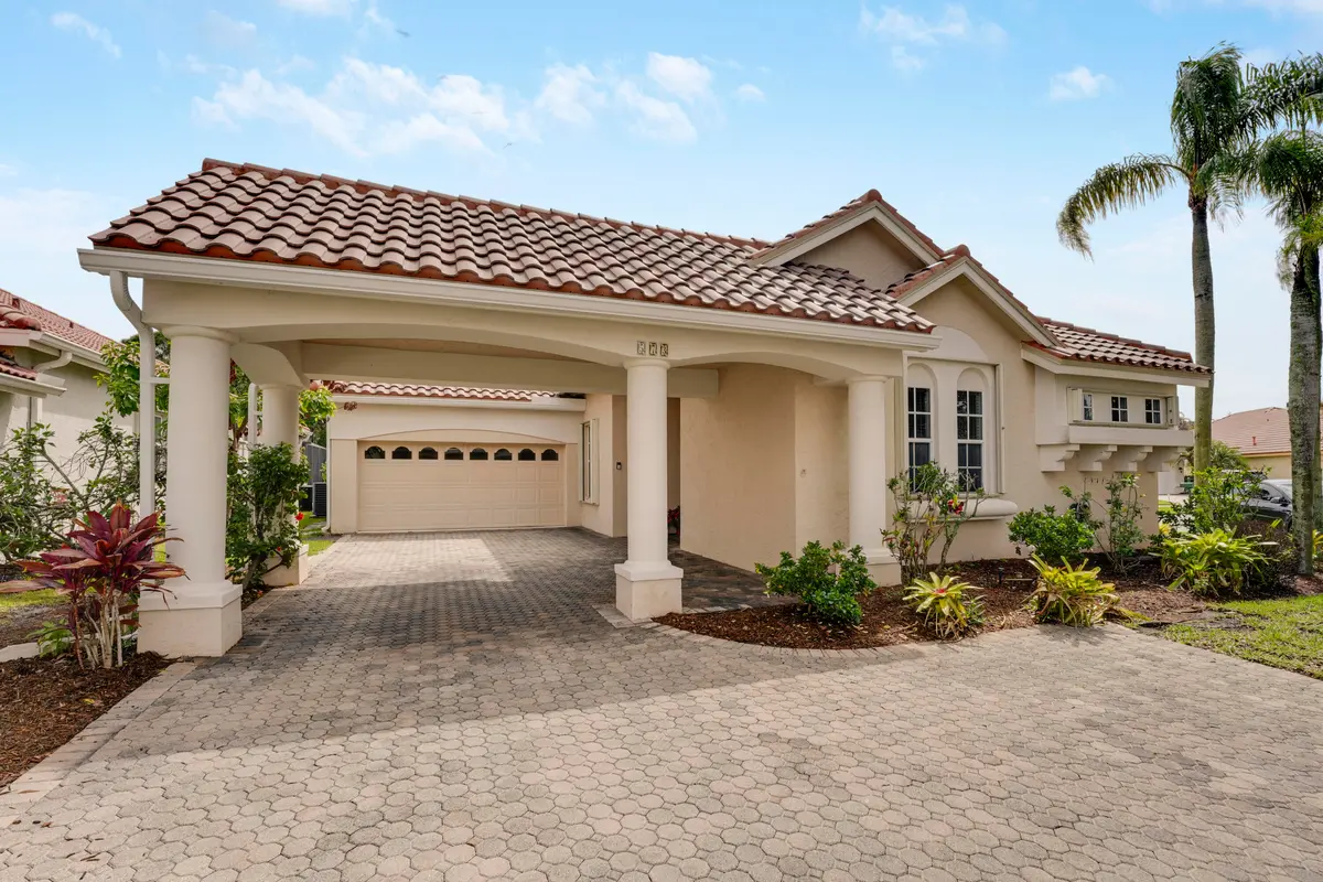 Extended Parking/Driveway at 573 SW Saint Kitts Cove, Port St. Lucie