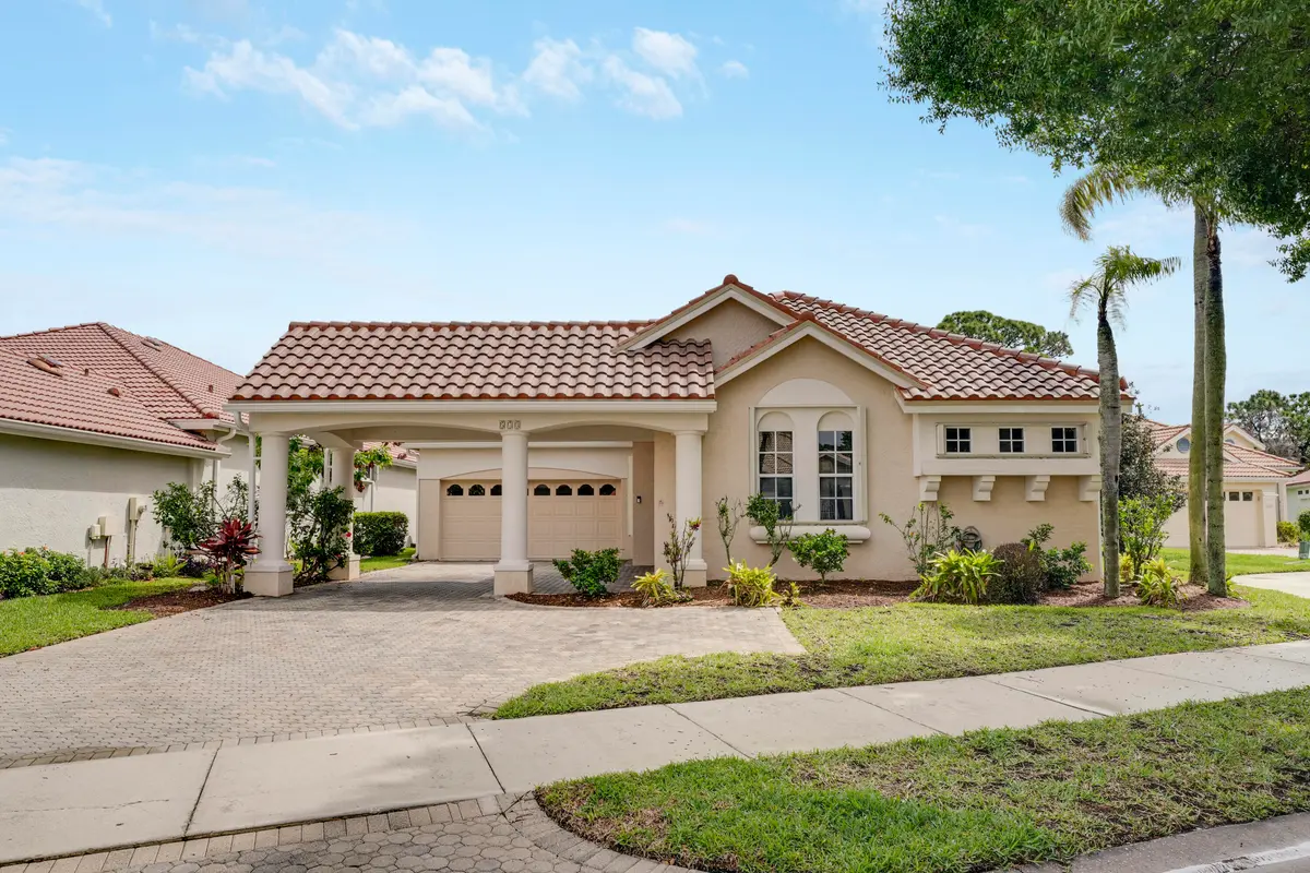 Front of House at 573 SW Saint Kitts Cove, Port St. Lucie