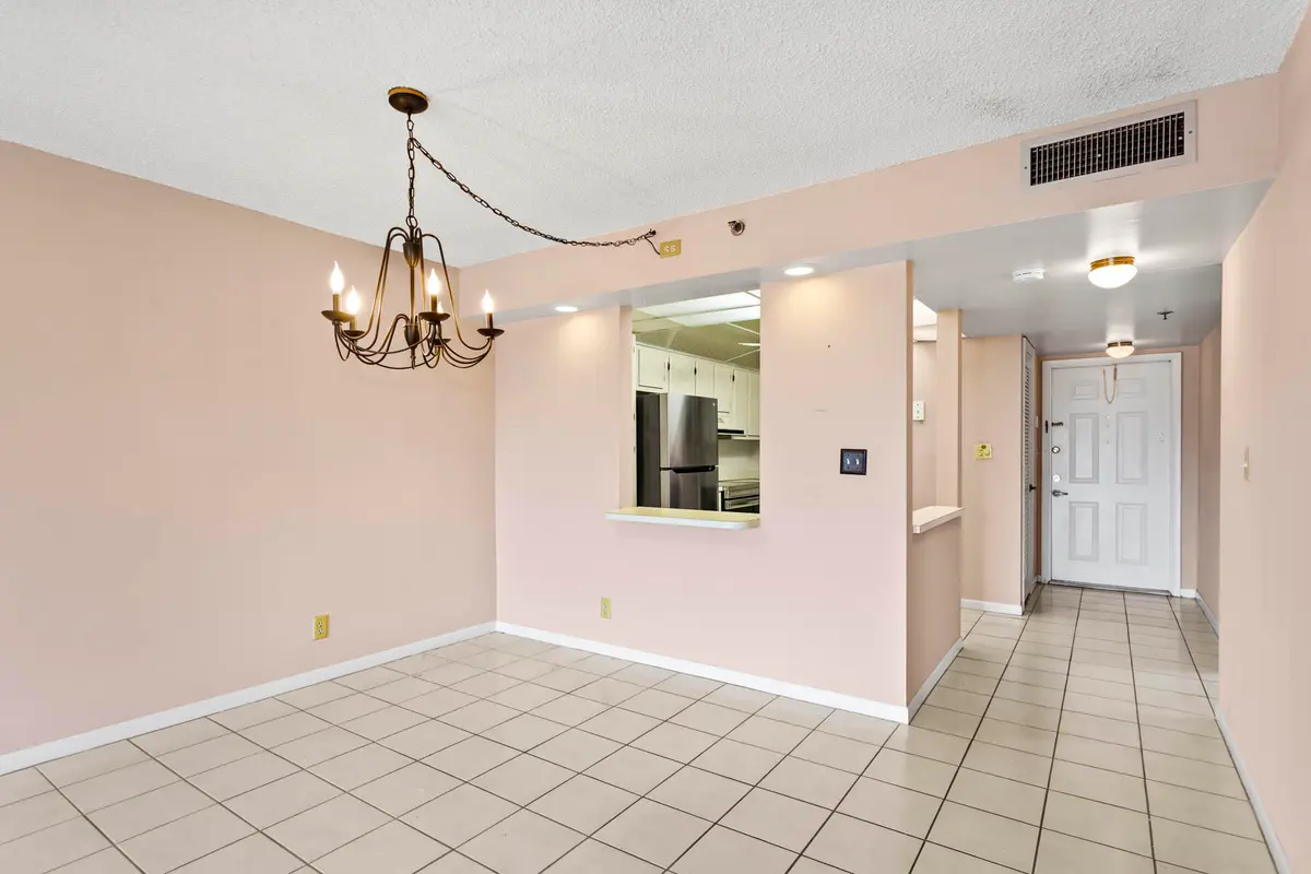 11_P8A2413 at 3001 W Rolling Hills Circle 301, Davie