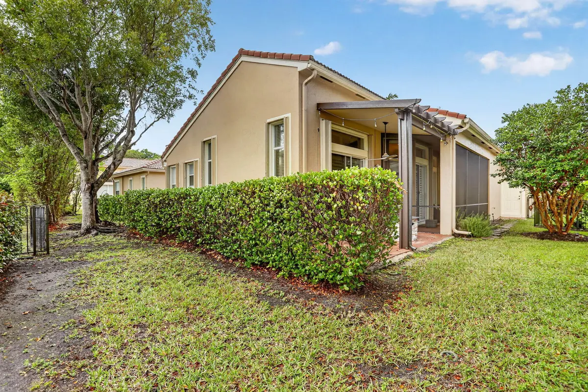 7-web-or-mls-5817-5288 at 5817 NW 120th Avenue, Coral Springs