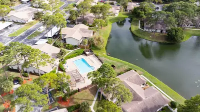 2811 Stoneway Lane B, Fort Pierce – Townhouse for sale