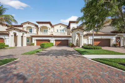 155 Tresana Boulevard 105, Jupiter – sold