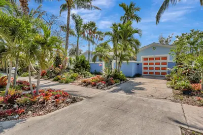 135 Harvard Drive, Lake Worth Beach – sold