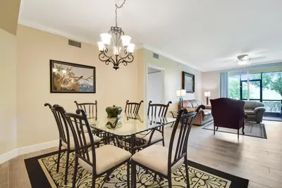 11740 St Andrews Place, Wellington – Condominium for rent