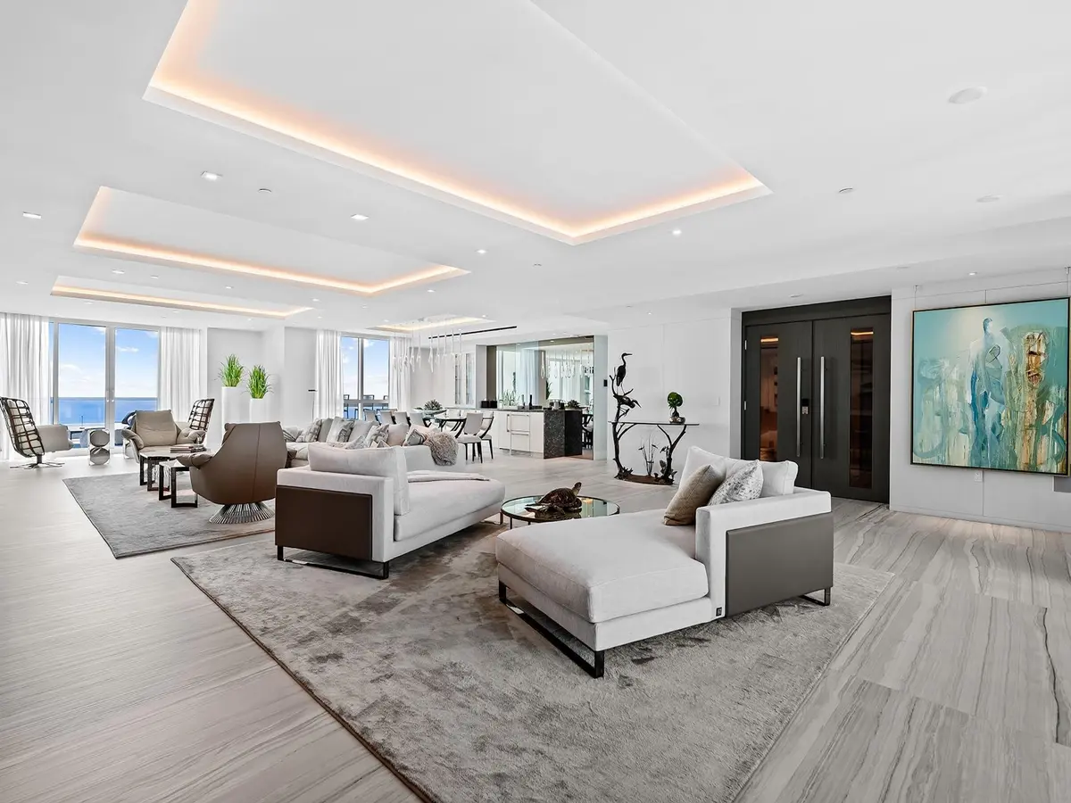 Living Area at 101 S Fort Lauderdale Beach Boulevard 2905, Fort Lauderdale