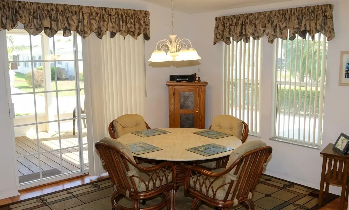 D -Breakfast nook at 3105 Palm Warbler Court, Port St. Lucie