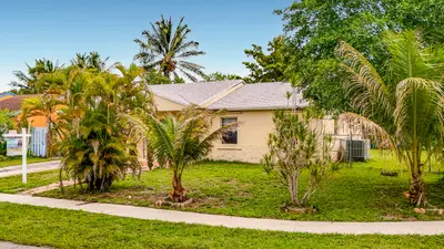311 SW 79th Terrace, North Lauderdale – sold