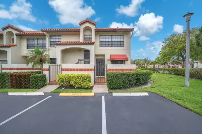 201 Republic Court, Deerfield Beach – sold